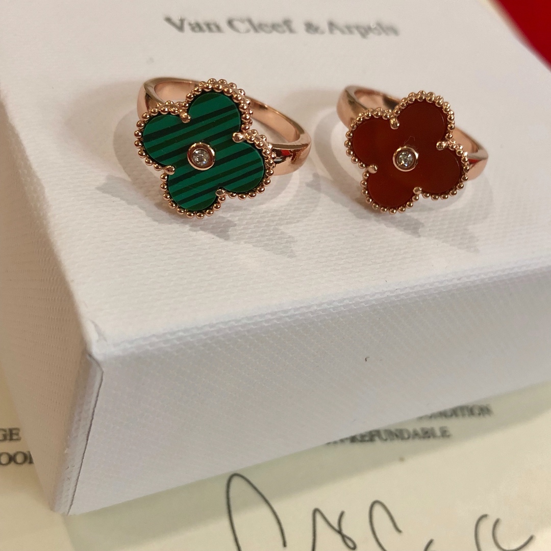 VanCleef&Arpels Ring