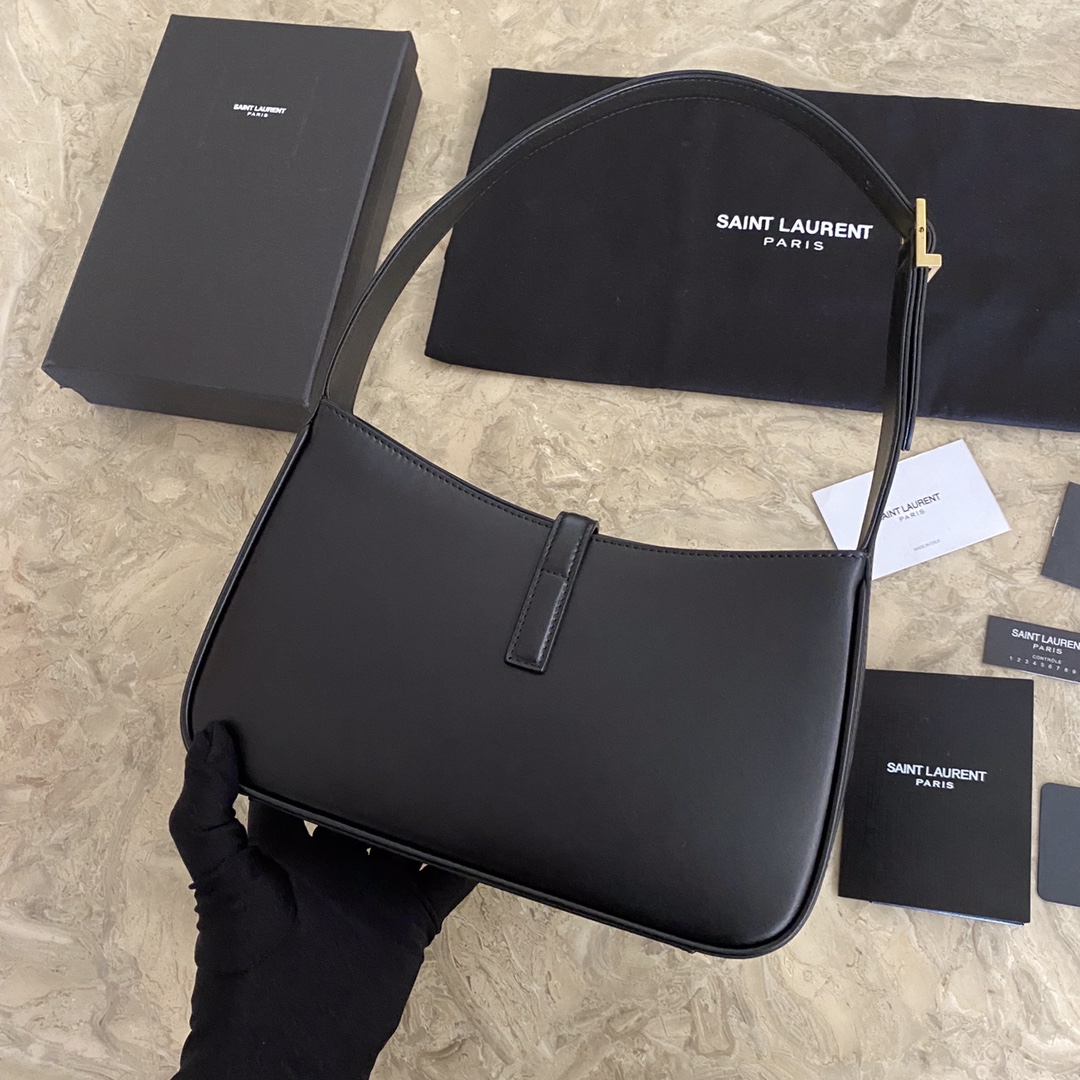 657228 LE 5 À 7 HOBO BAG IN VEGETABLE-TANNED LEATHER, YSL Saint Laurent