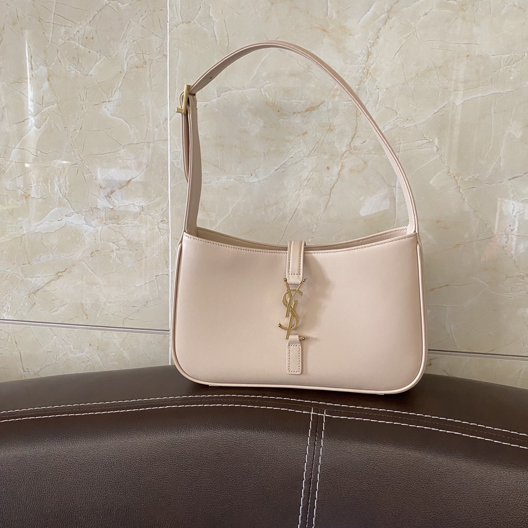 657228 LE 5 À 7 HOBO BAG IN VEGETABLE-TANNED LEATHER, YSL Saint Laurent