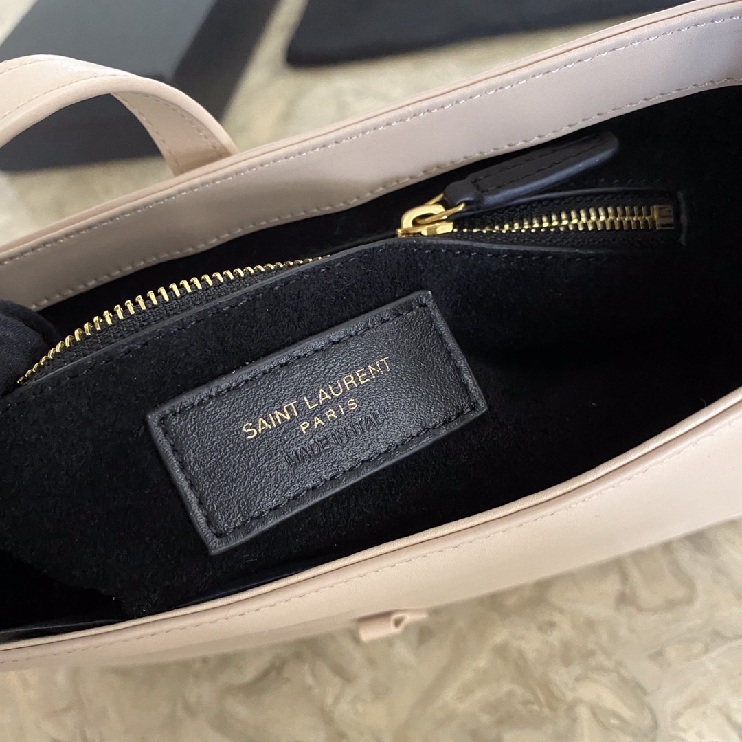 657228 LE 5 À 7 HOBO BAG IN VEGETABLE-TANNED LEATHER, YSL Saint Laurent
