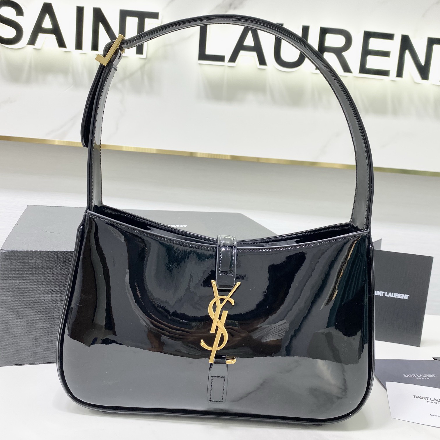 657228 LE 5 À 7 HOBO BAG IN VEGETABLE-TANNED LEATHER, YSL Saint Laurent