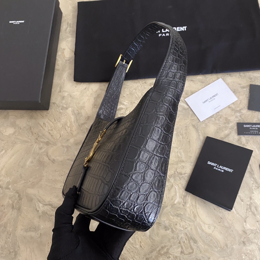 657228 LE 5 À 7 HOBO BAG IN CROCODILE-EMBOSSED SHINY LEATHER, YSL Saint Laurent