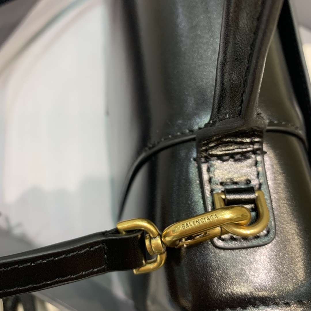 WOMEN'S HOURGLASS MEDIUM TOP HANDLE BAG, Balenciaga Bag