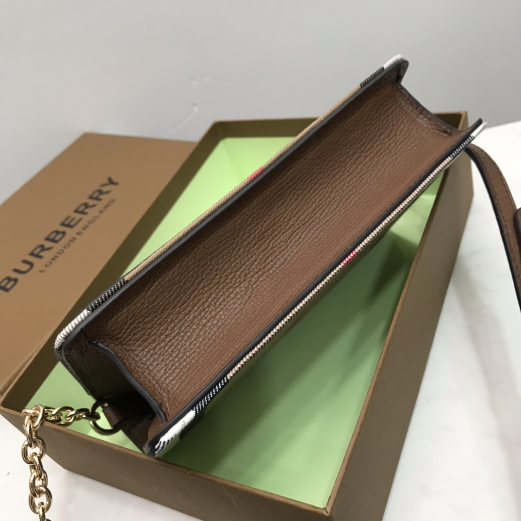 BURBERRY BAGS