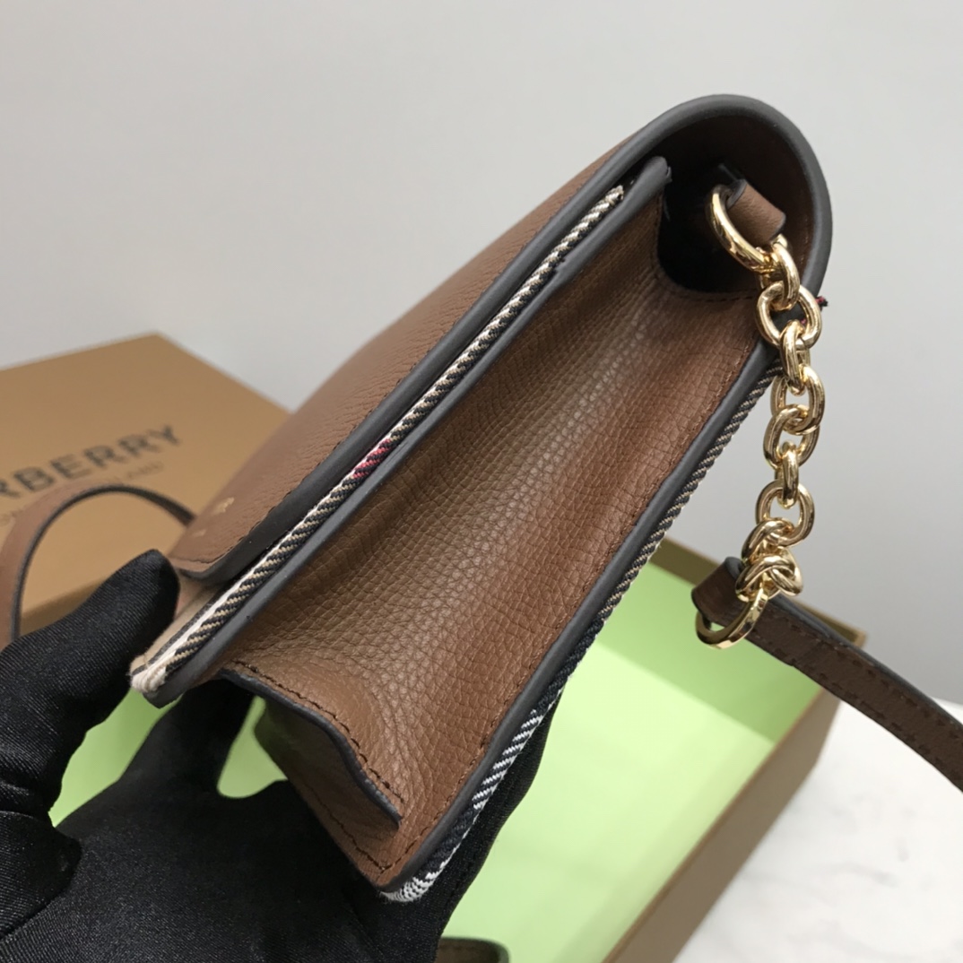 BURBERRY BAGS