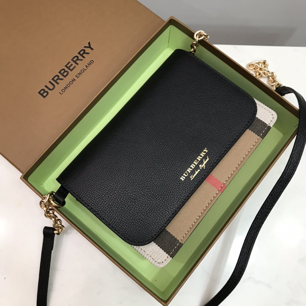 BURBERRY BAGS