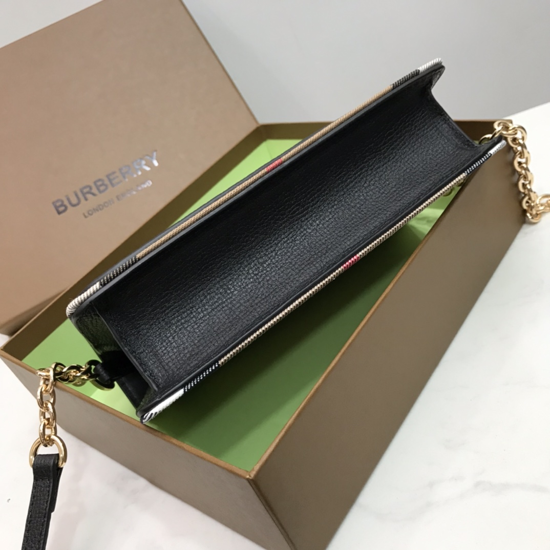 BURBERRY BAGS