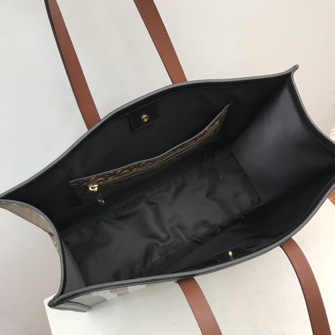 Monogram Stripe E-canvas Tote Bag BURBERRY BAGS