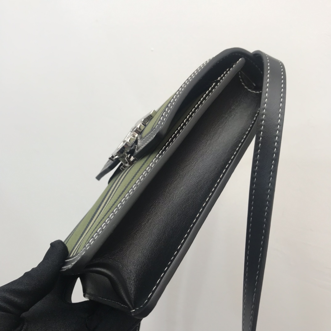 Check Cotton and Leather Robin Bag BURBERRY BAGS