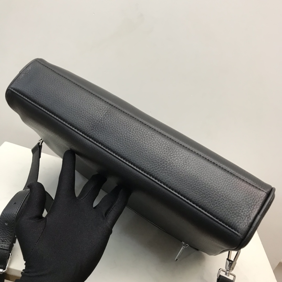 Grainy Leather Briefcase BURBERRY BAGS