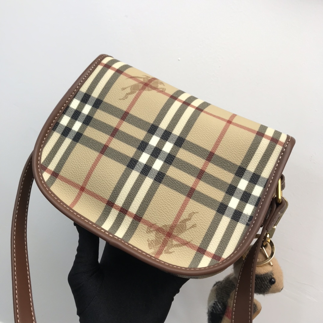 Vintage BURBERRY BAGS
