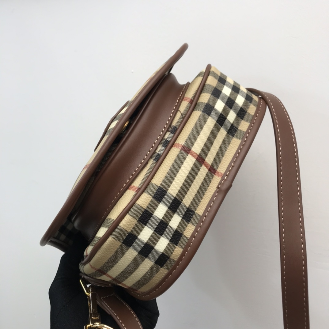 Vintage BURBERRY BAGS