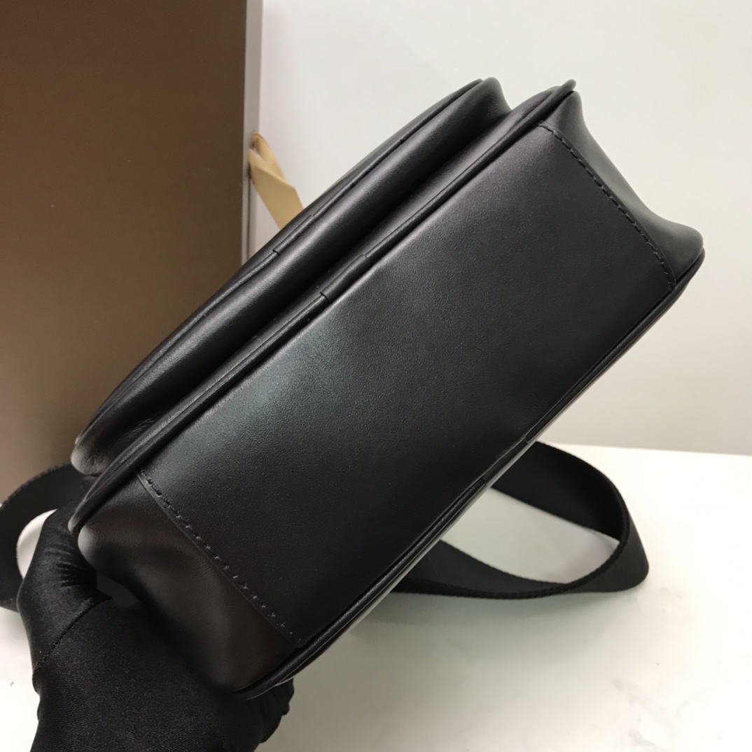 BURBERRY BAGS