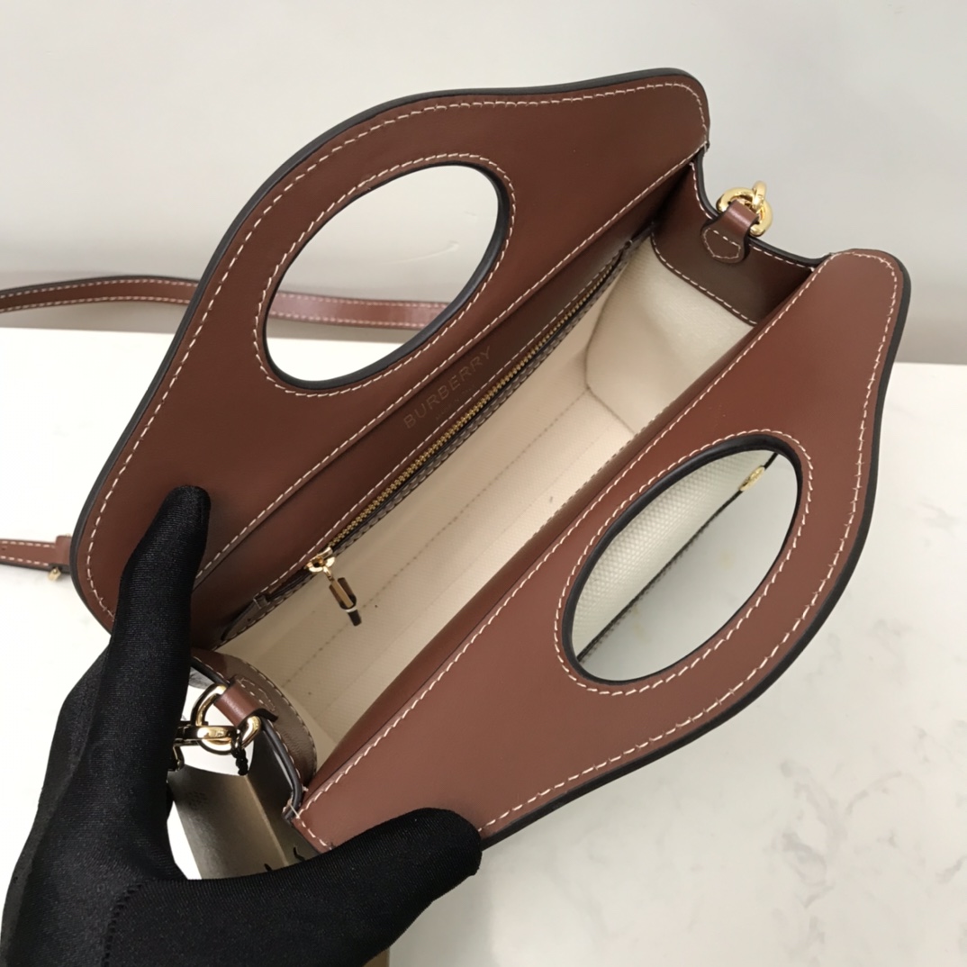 Tote bags, Burberry
