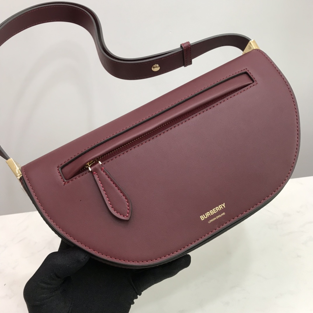 Small Leather Olympia Bag, Burberry