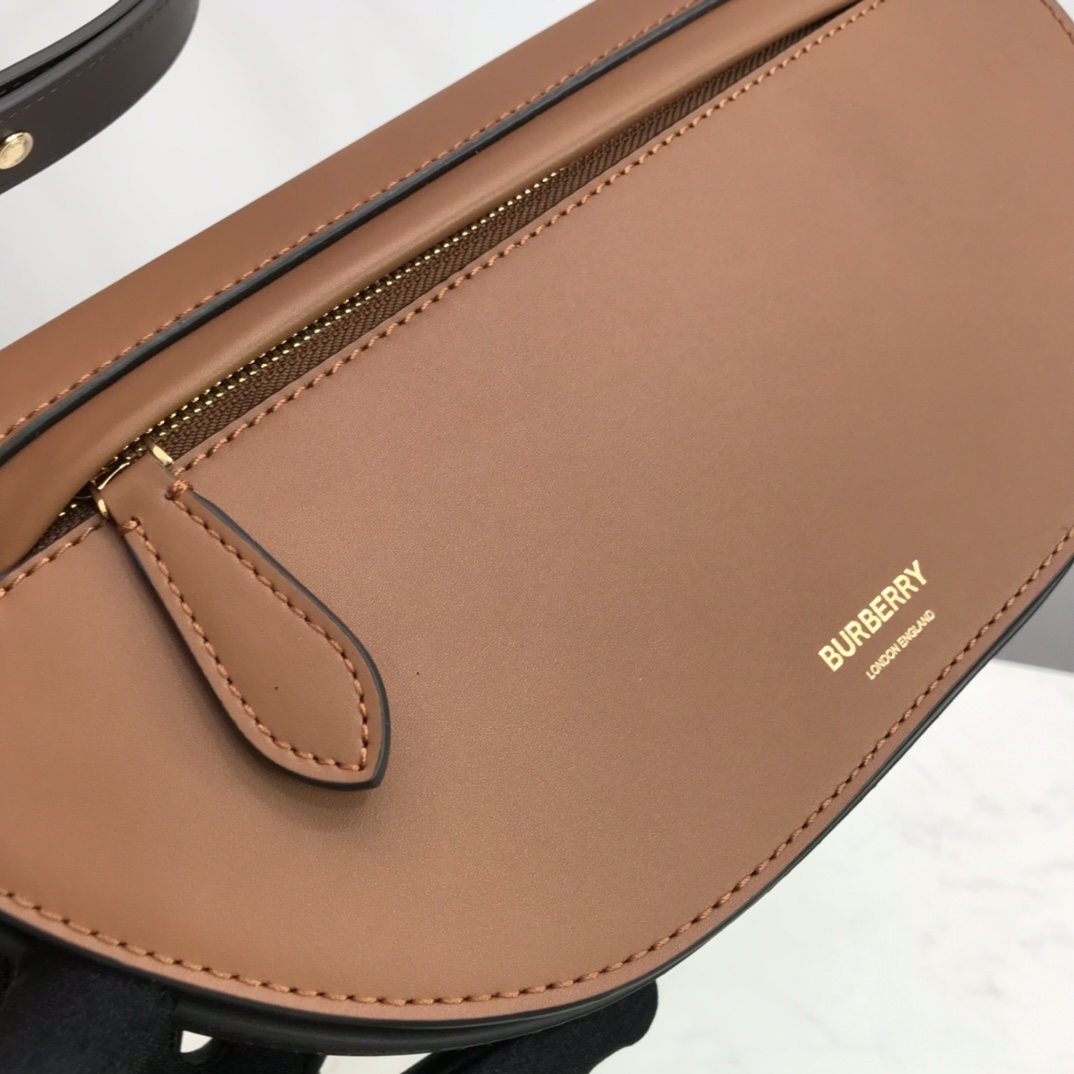 Small Leather Olympia Bag, Burberry