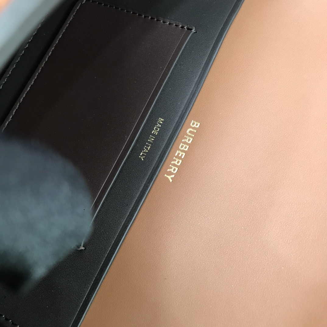 Small Leather Olympia Bag, Burberry