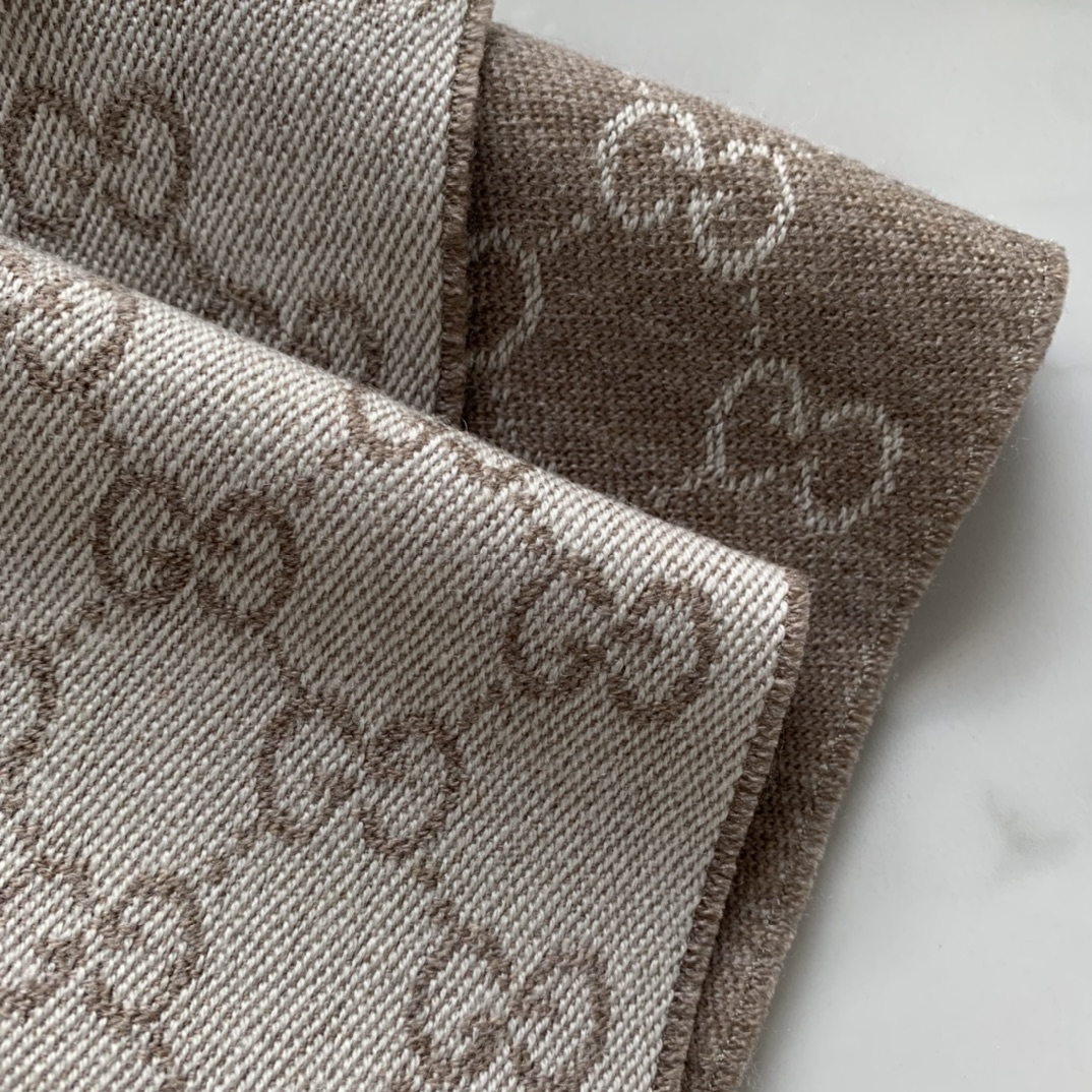 GUCCI SCARVES