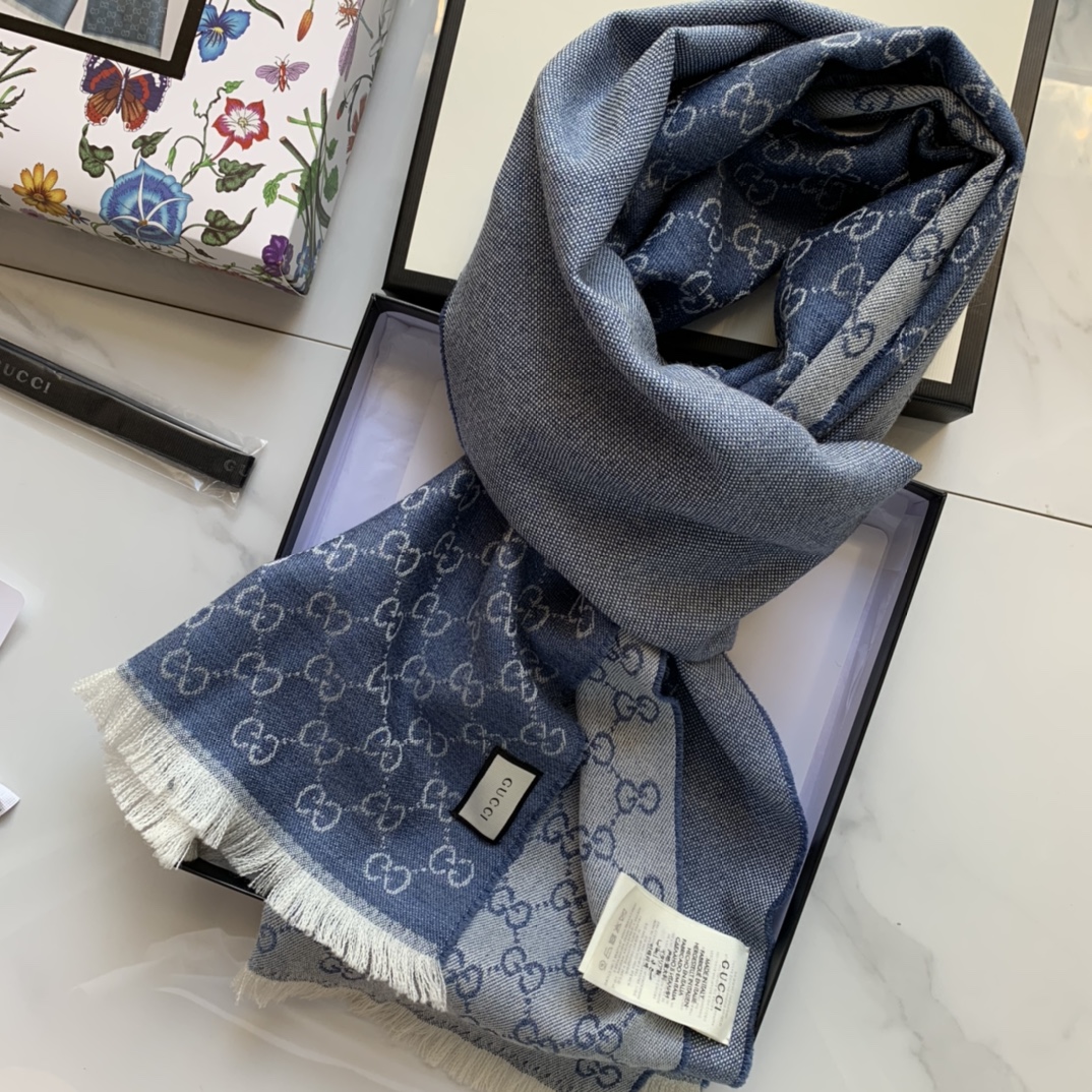 GUCCI SCARVES