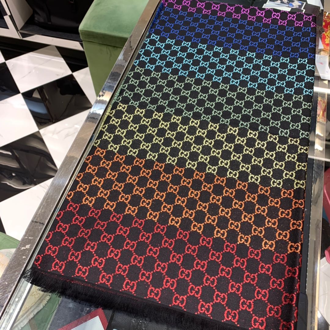 GUCCI SCARVES