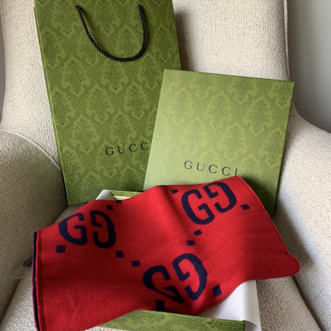 GUCCI SCARVES