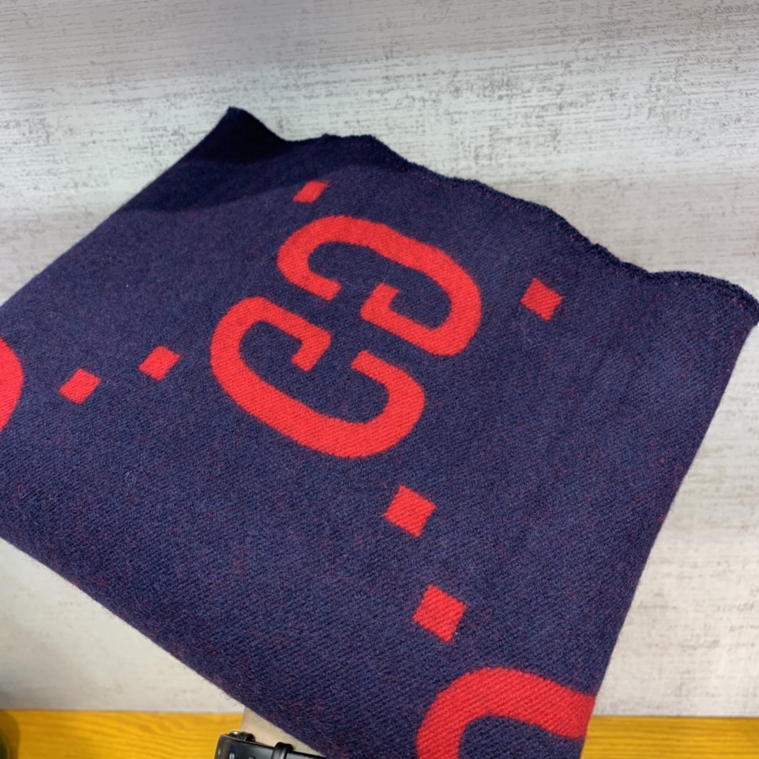 GUCCI SCARVES