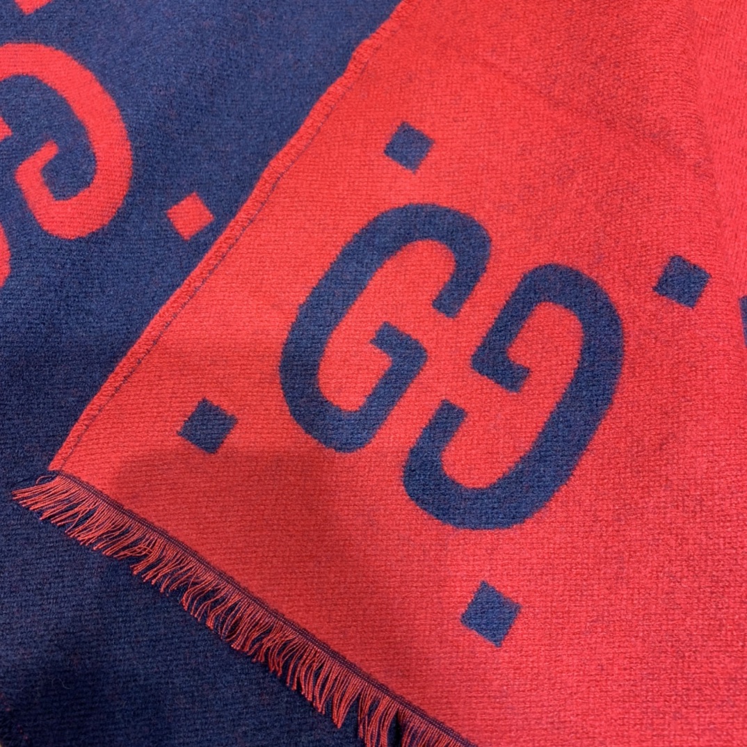 GUCCI SCARVES