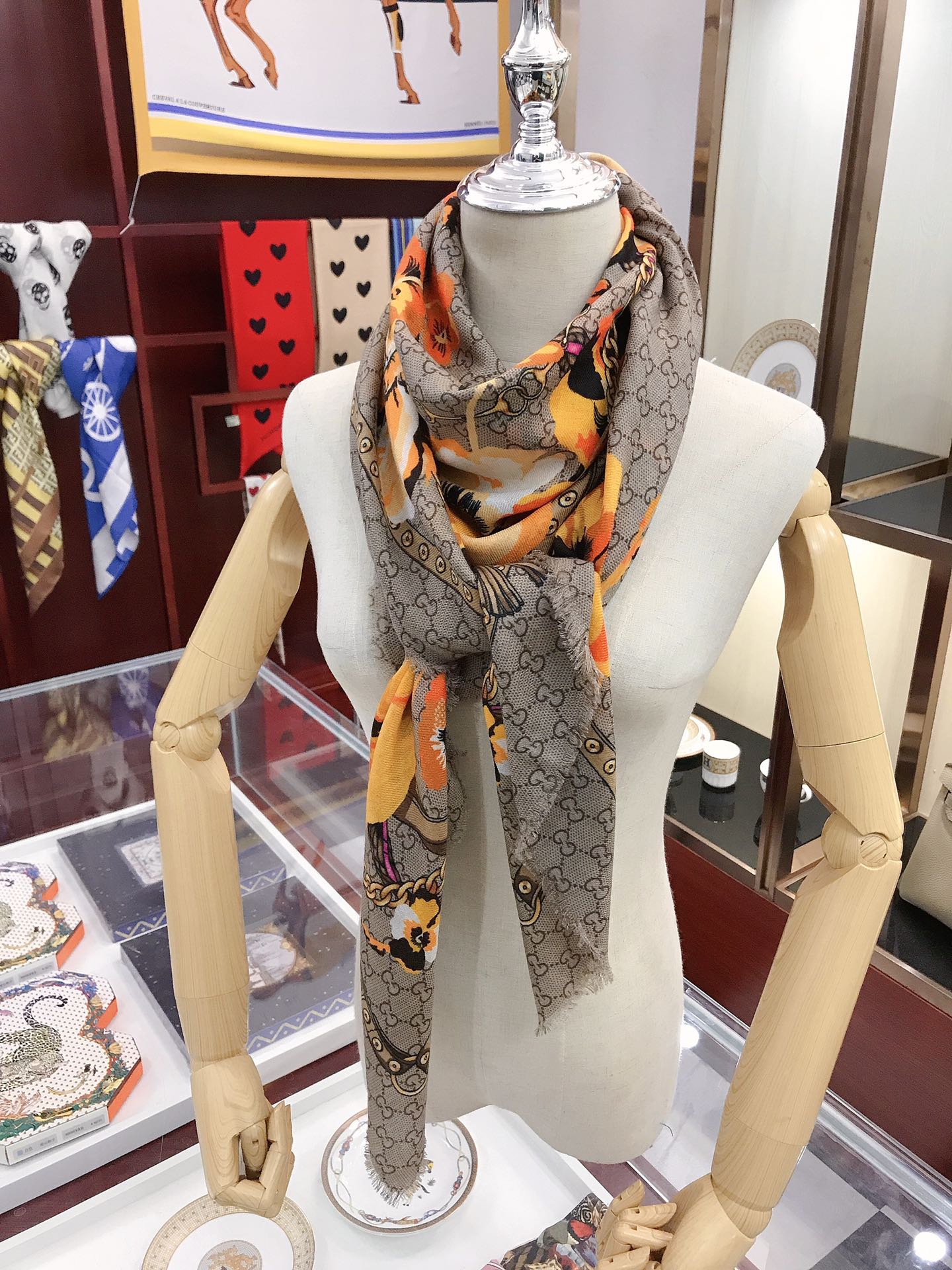GUCCI SCARVES