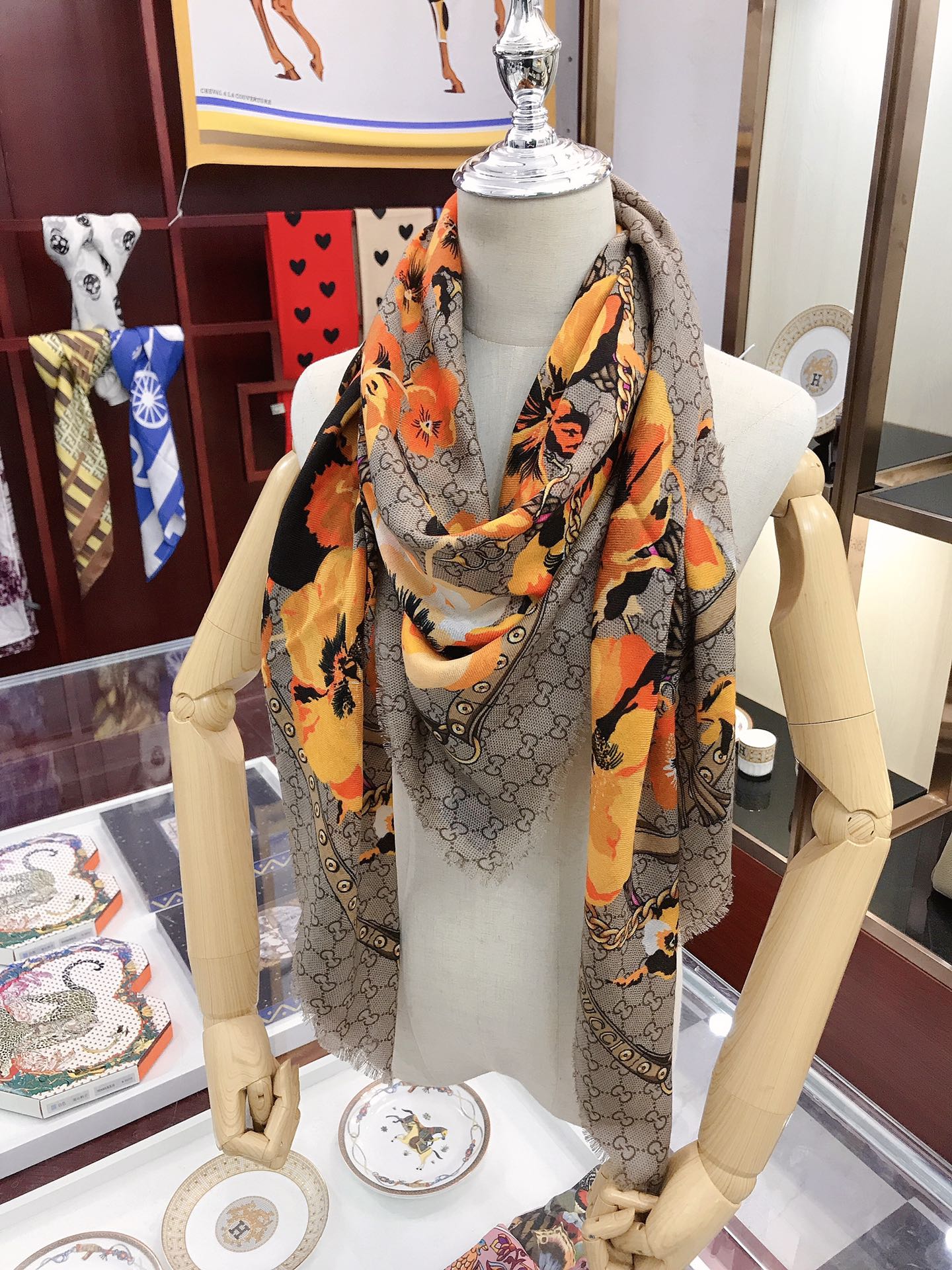 GUCCI SCARVES