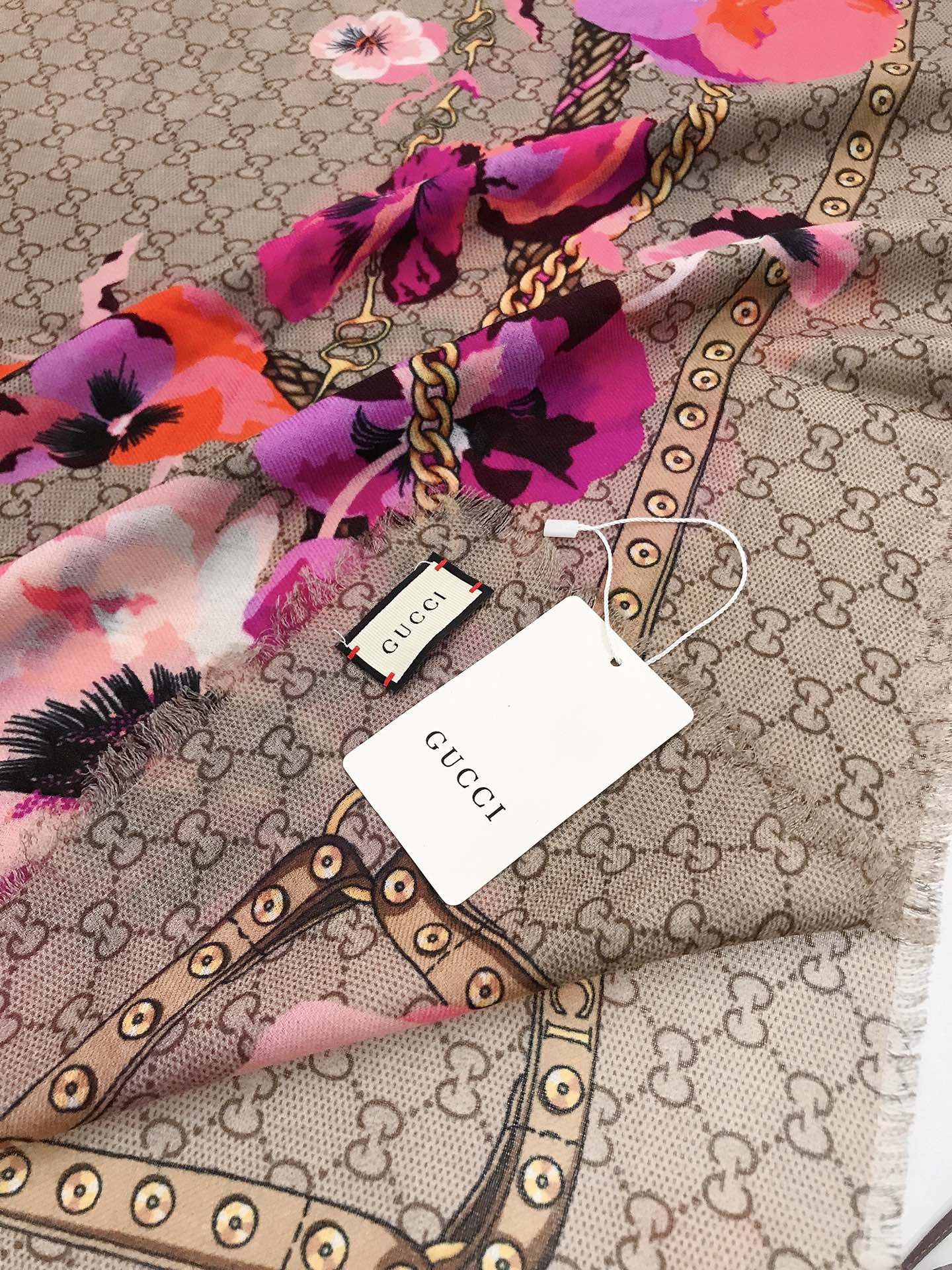 GUCCI SCARVES