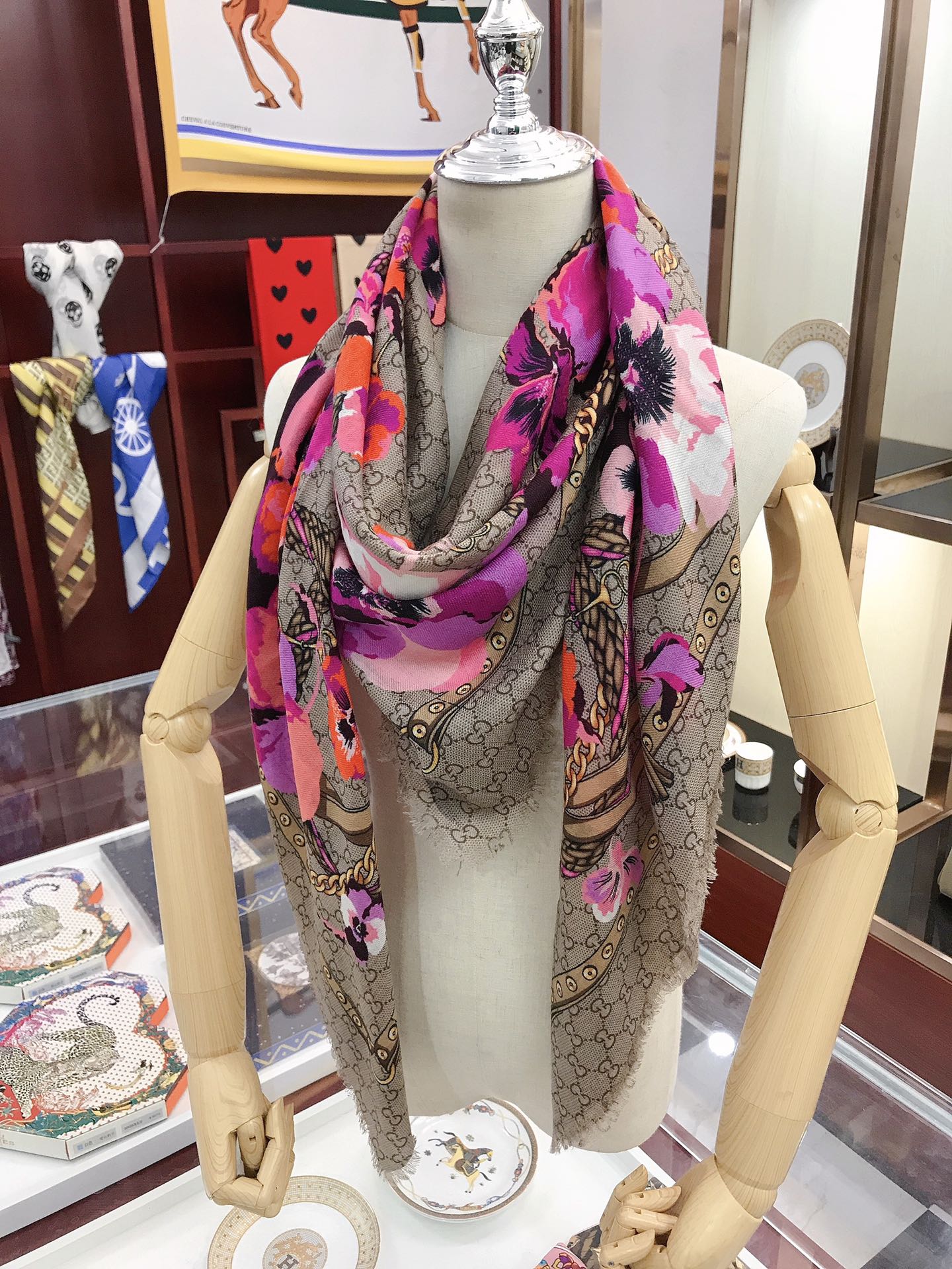 GUCCI SCARVES