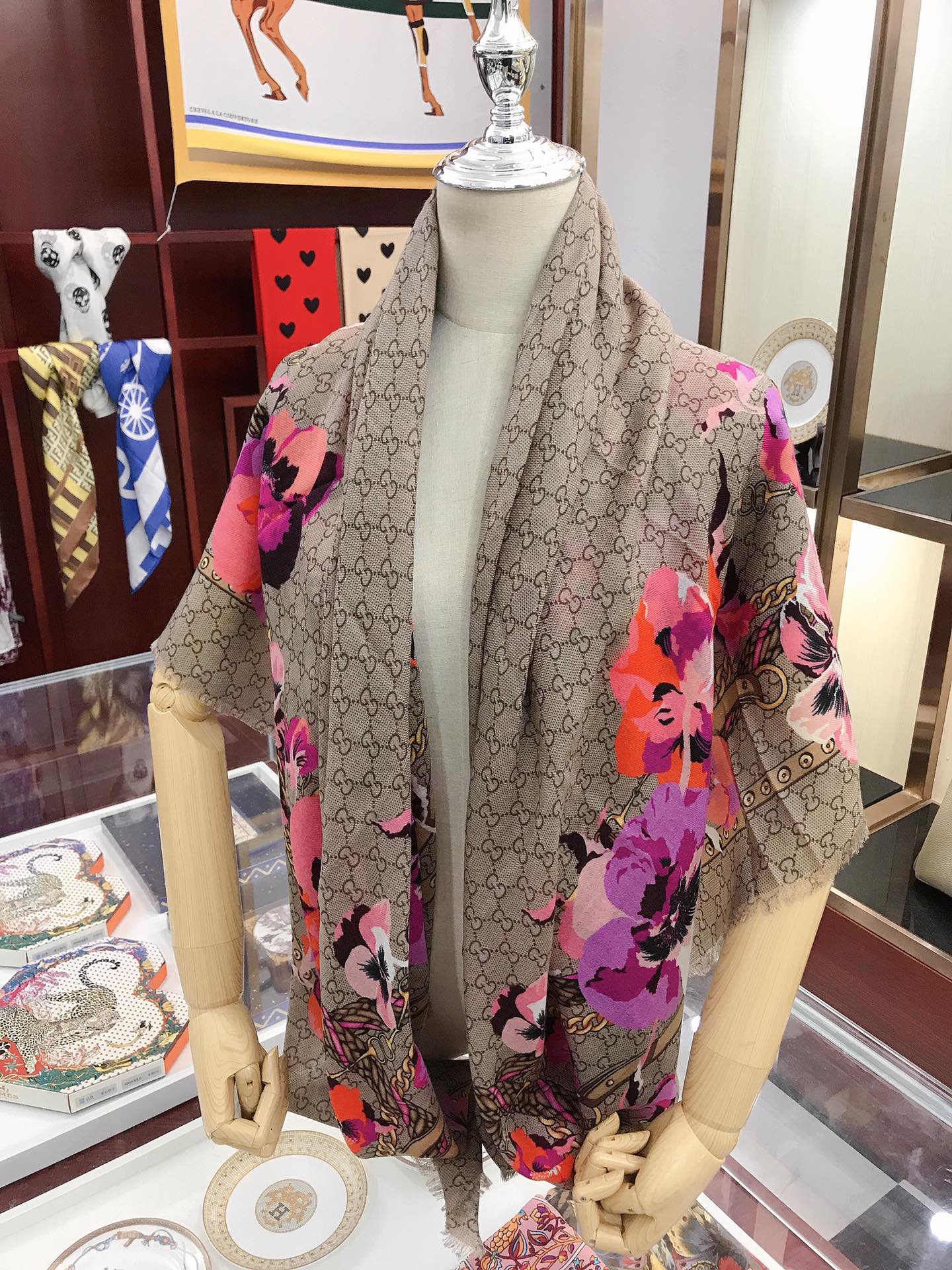 GUCCI SCARVES