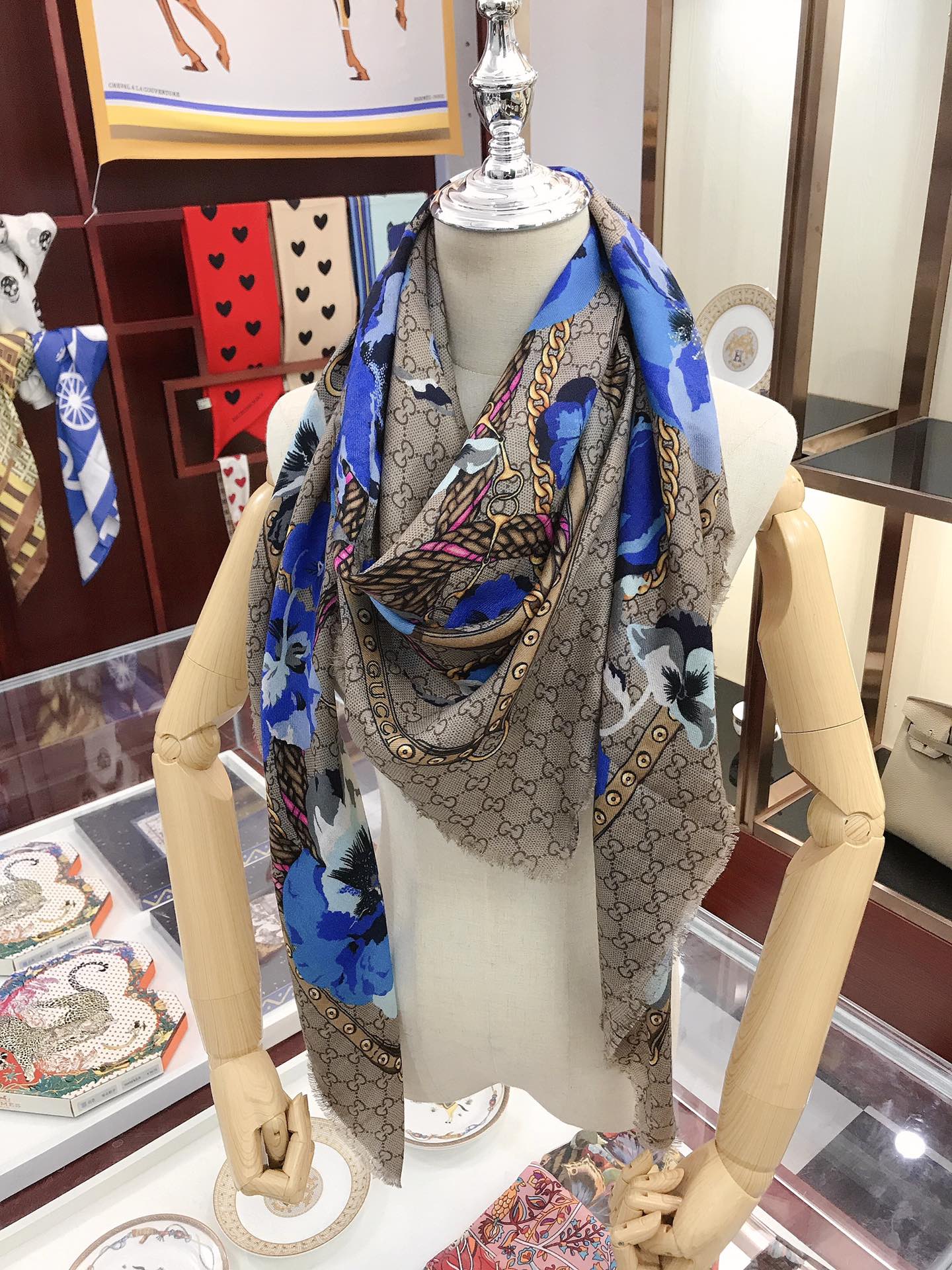 GUCCI SCARVES