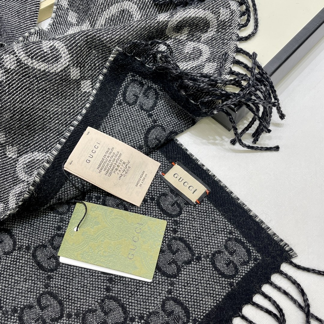 GUCCI SCARVES