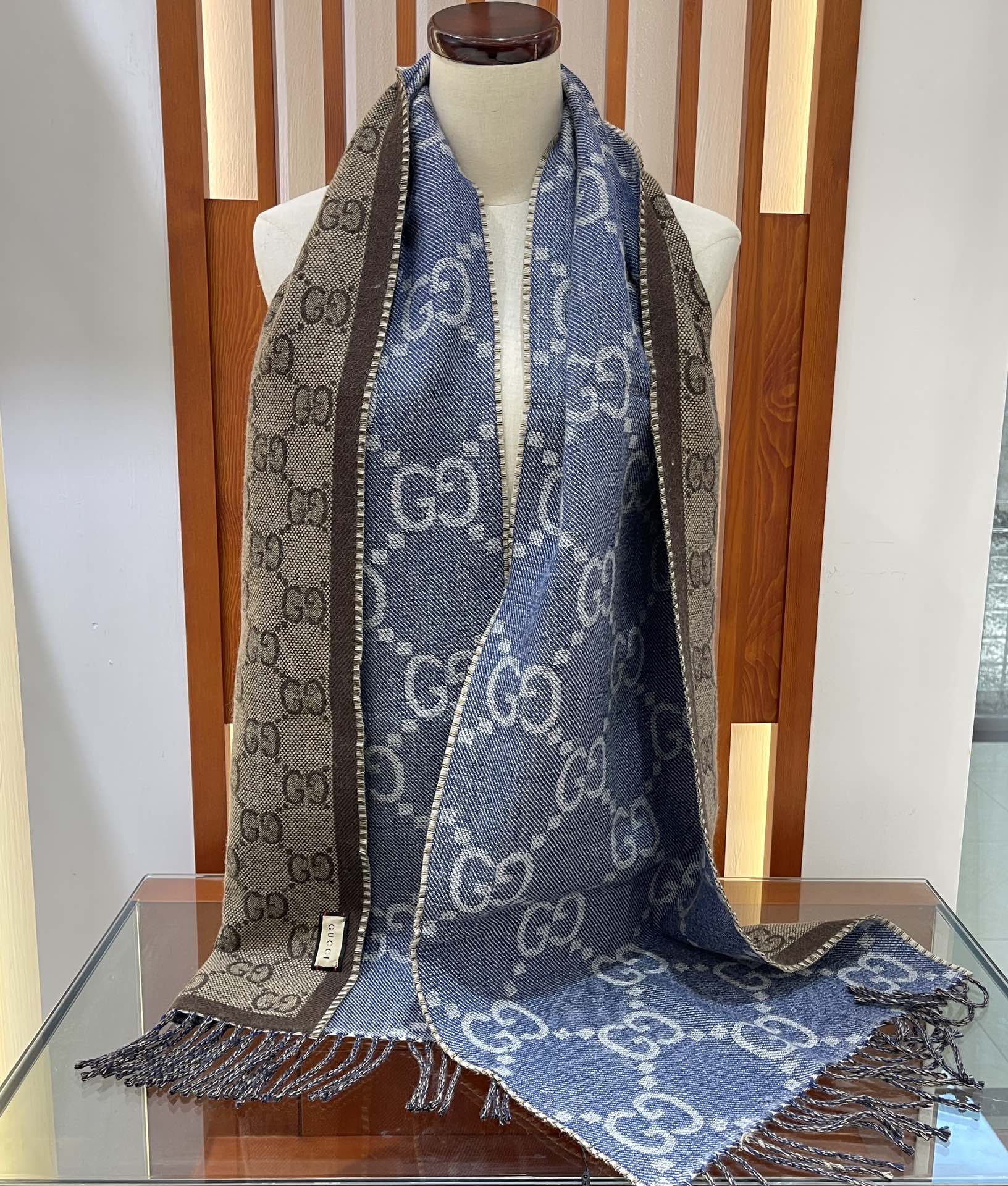 GUCCI SCARVES