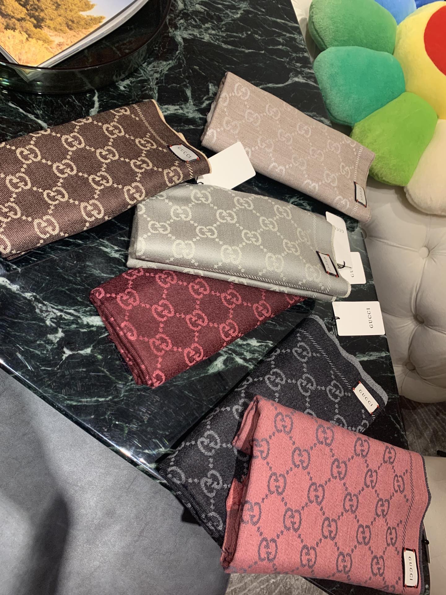 GUCCI SCARVES