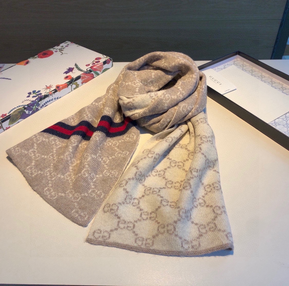GUCCI SCARVES
