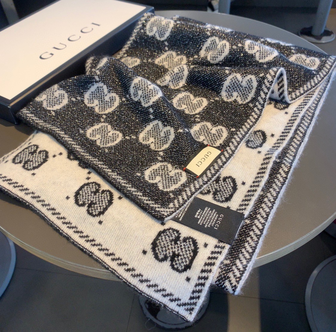 GUCCI SCARVES