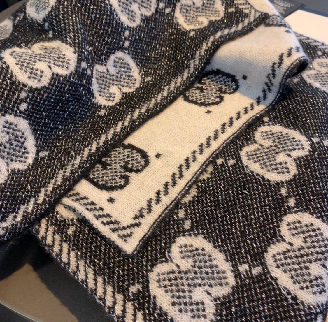 GUCCI SCARVES