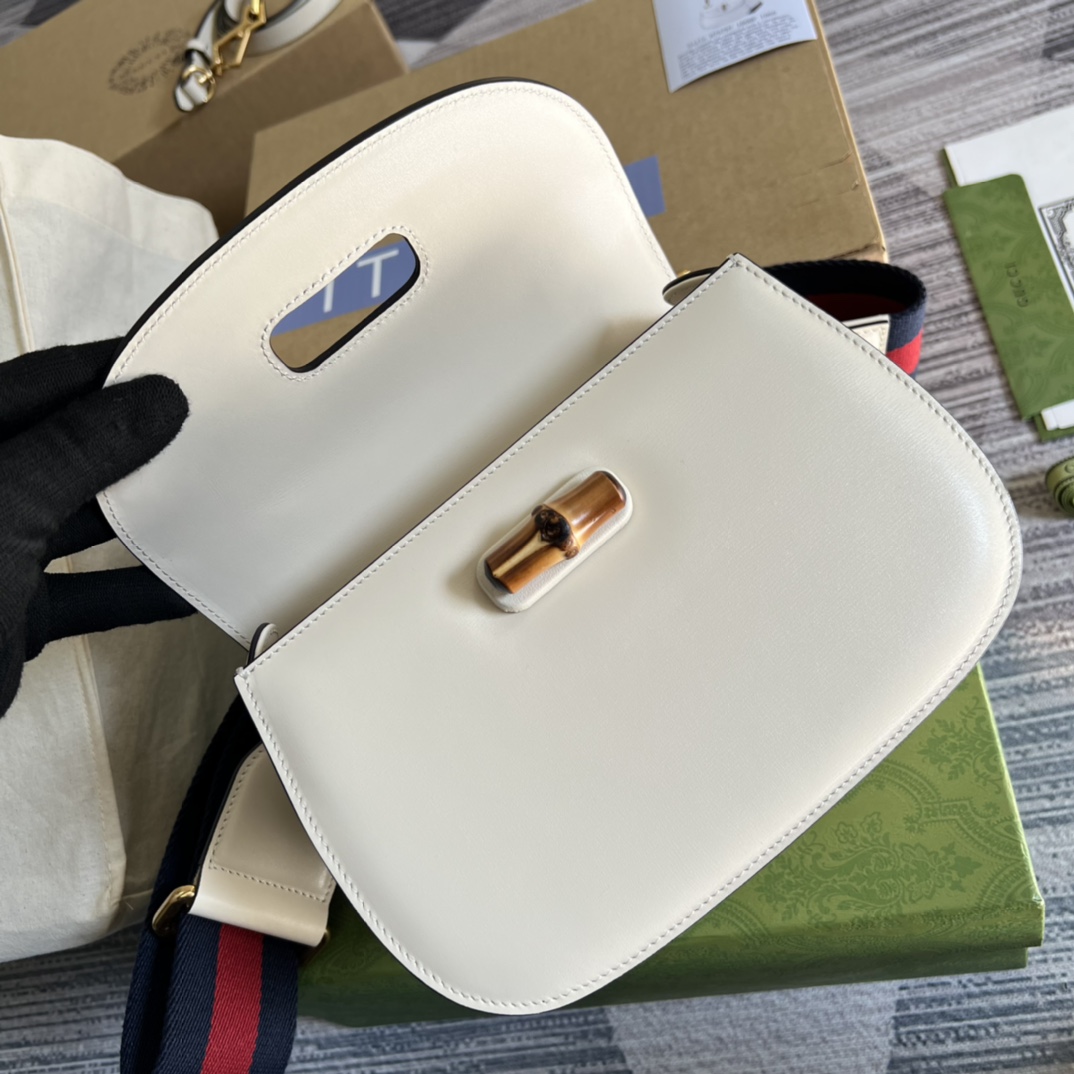 675797 Small top handle bag with Bamboo, gucci Top Handle Bags for Women