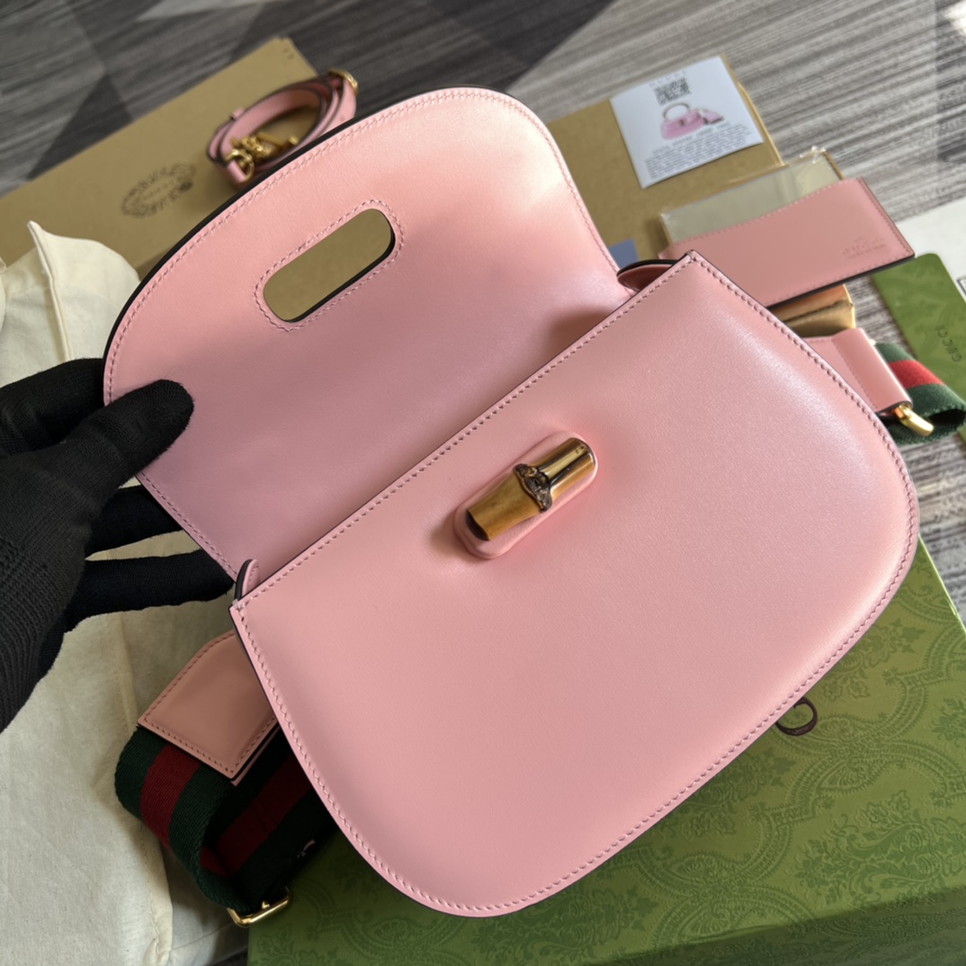 675797 Small top handle bag with Bamboo, gucci Top Handle Bags for Women