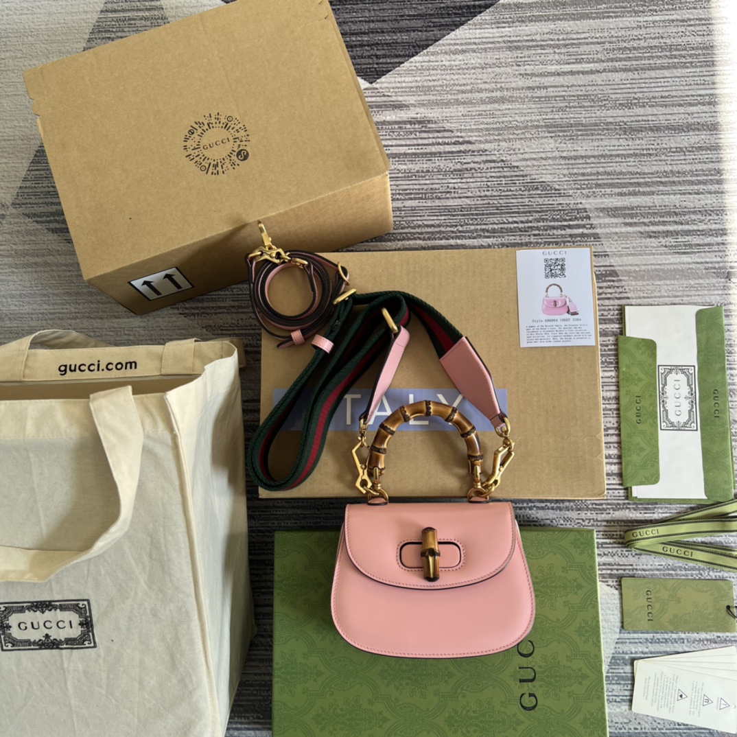 686864 Mini top handle bag with Bamboo, gucci Top Handle Bags for Women