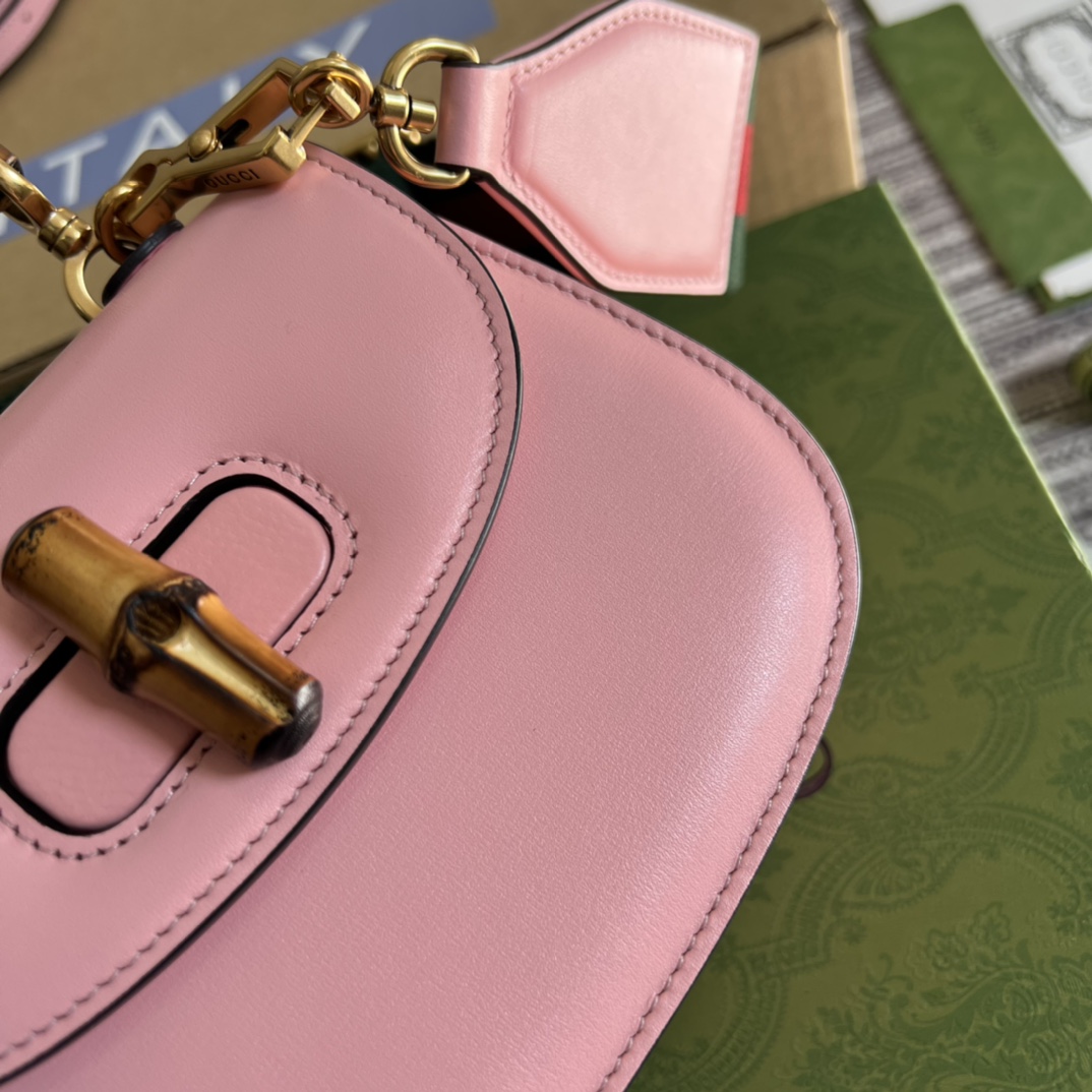 686864 Mini top handle bag with Bamboo, gucci Top Handle Bags for Women