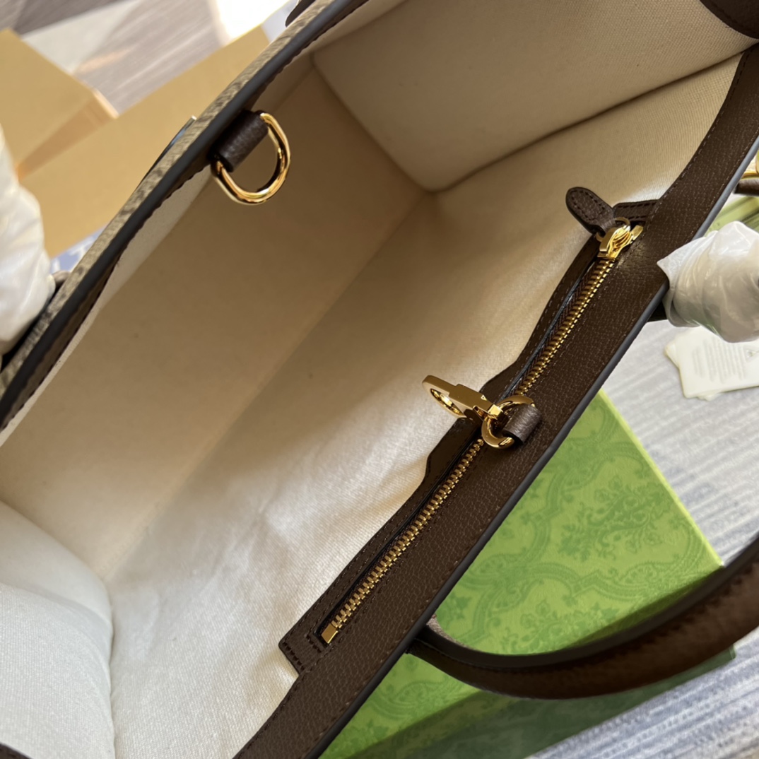 674148 Medium tote with geometric print, gucci Bags for Men