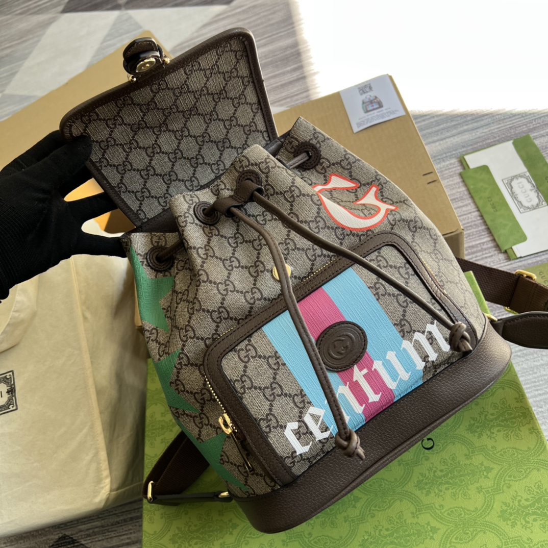 674147  Backpack with Interlocking G, GUCCI 