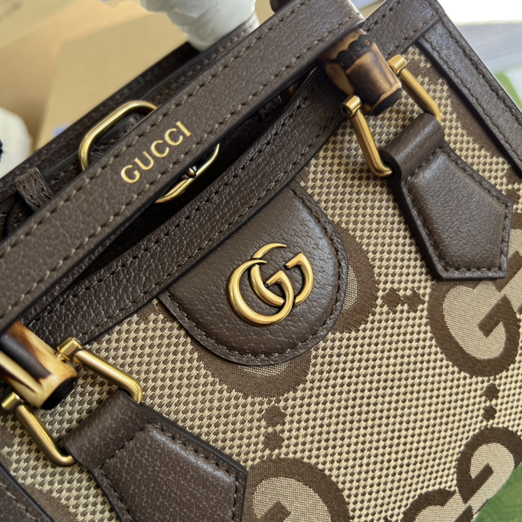 655661  Gucci Diana mini tote bag, Top Handle Bags for Women