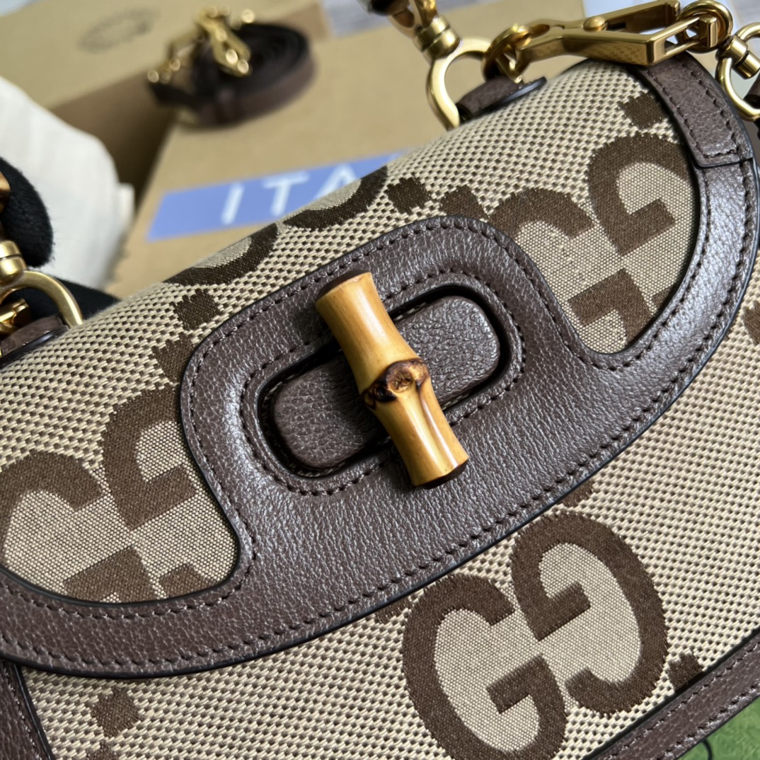 675797 Small jumbo GG bag with bamboo, gucci Top Handle Bags for Women