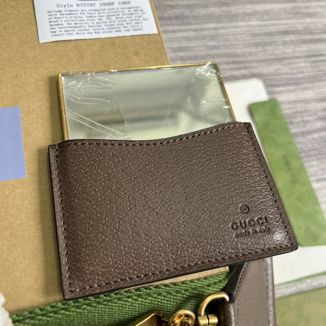 675797 Small jumbo GG bag with bamboo, gucci Top Handle Bags for Women