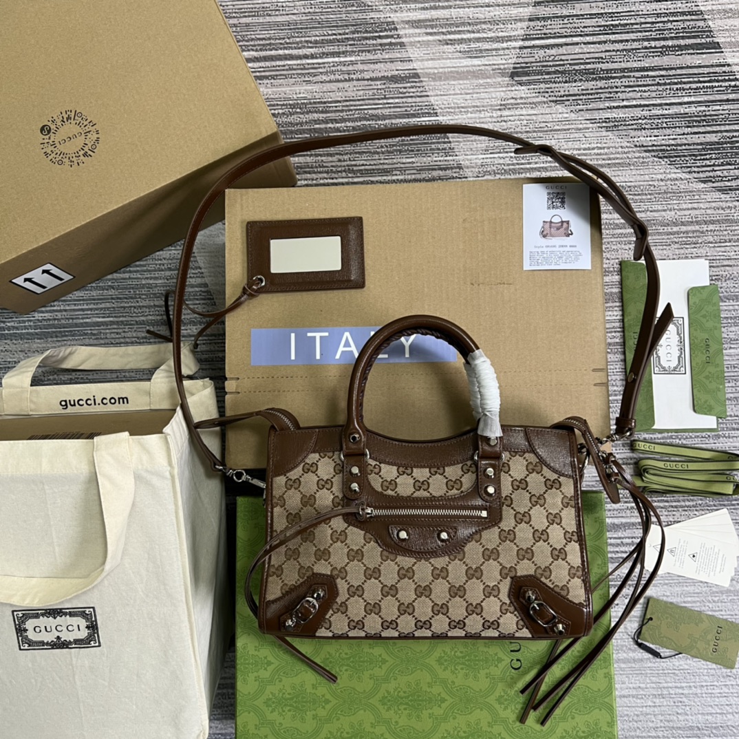 681690 The Hacker Project Small Neo Classic bag
