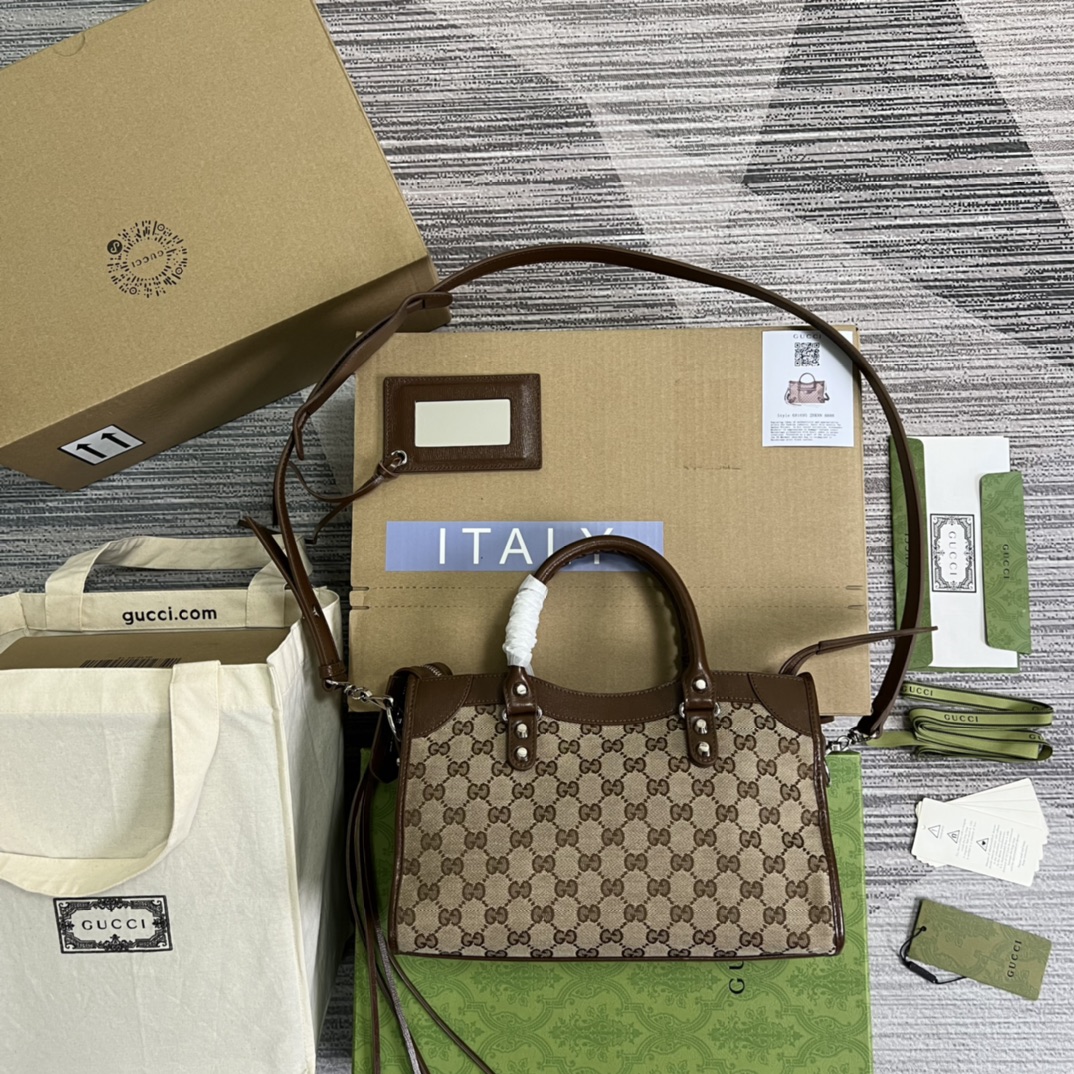 681690 The Hacker Project Small Neo Classic bag